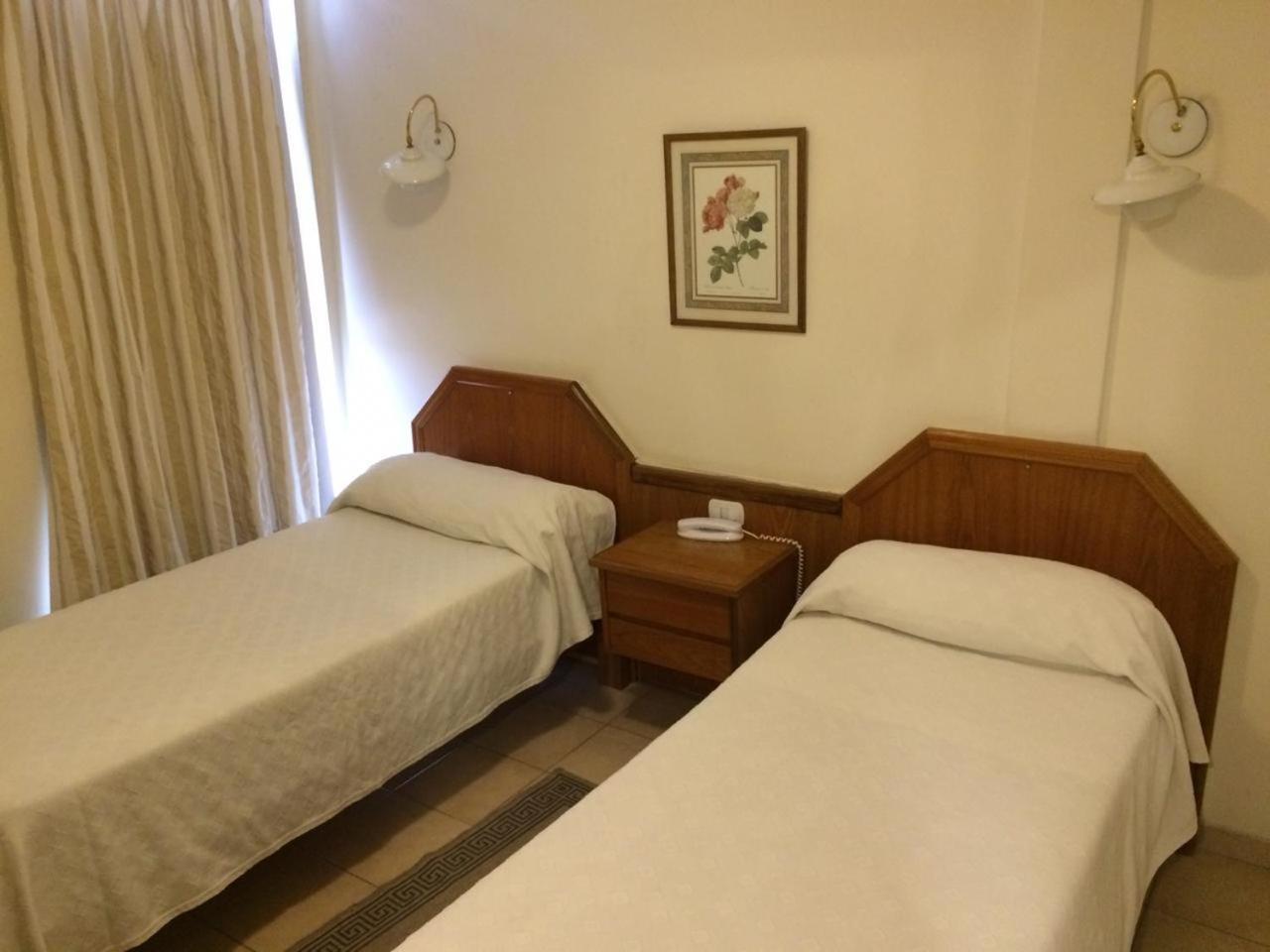 Hotel Pico General Pico Extérieur photo